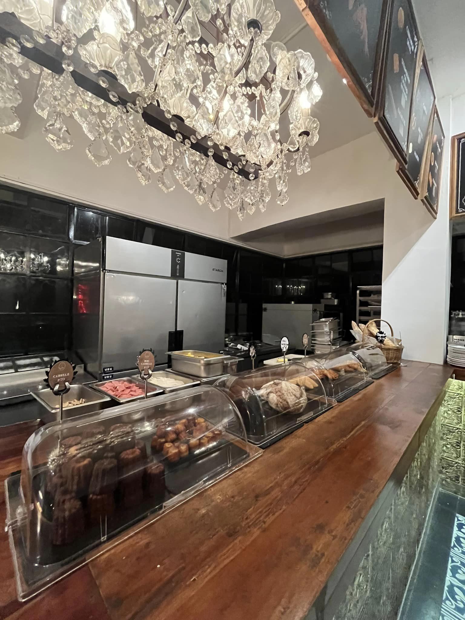 La Vie In The Sky, where views are best up there! Proud Bisaya Bai